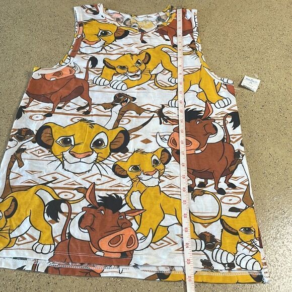 NEW Disney Lion King Tank Top Muscle Tee with baby Simba Timon Pumbaa sz M - Picture 12 of 12